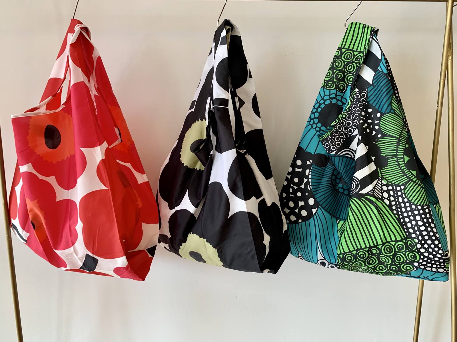 Marimekkoのサブバッグに大活躍のスマートバッグ Hallow S Web Store